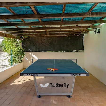 Family And Pool By Homing Villa